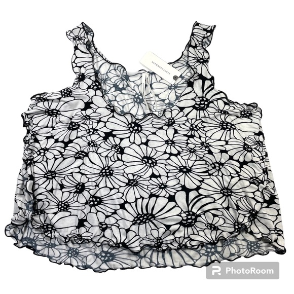NWT Anthropologie black floral motifs crop tank size XS - Picture 3 of 6